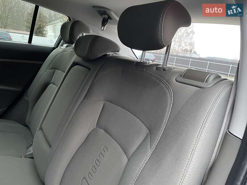 Внедорожник / Кроссовер Kia Sportage 2011 в Ковеле