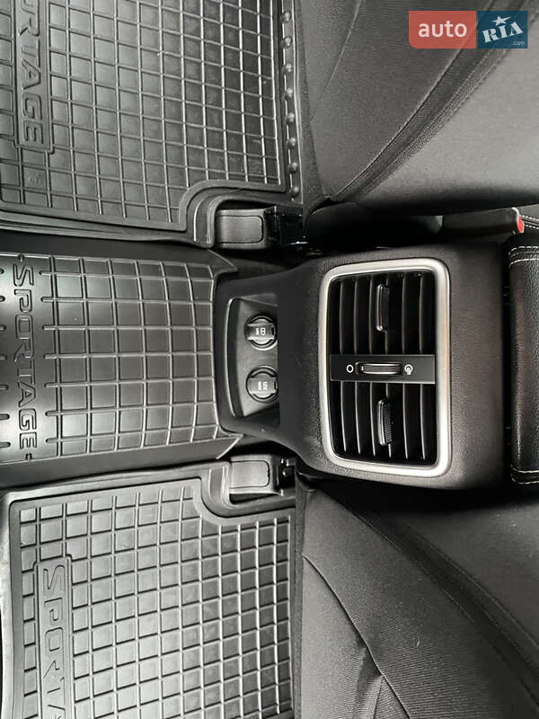 Внедорожник / Кроссовер Kia Sportage 2019 в Киеве