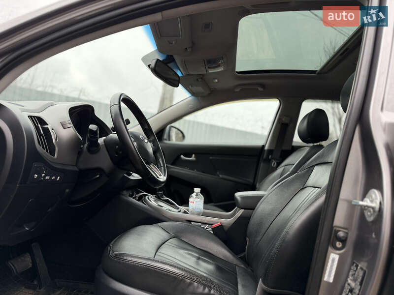 Внедорожник / Кроссовер Kia Sportage 2013 в Одессе