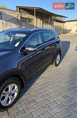 Позашляховик / Кросовер Kia Sportage 2016 в Кам'янці-Бузькій