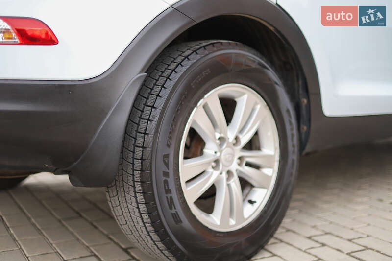 Внедорожник / Кроссовер Kia Sportage 2013 в Львове