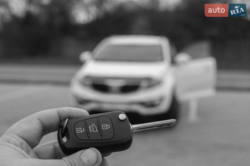 Внедорожник / Кроссовер Kia Sportage 2013 в Львове