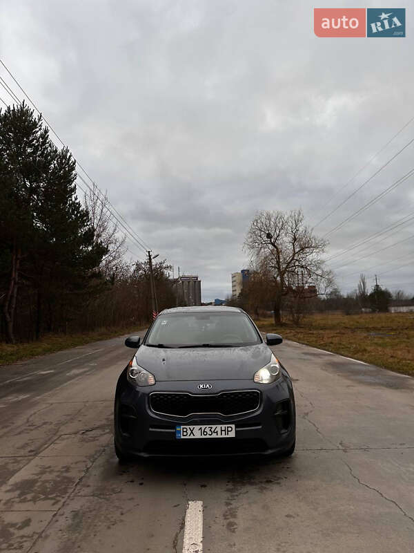 Внедорожник / Кроссовер Kia Sportage 2017 в Славуте фото 11 Внедорожник / Кроссовер Kia Sportage 2017 в Славуте