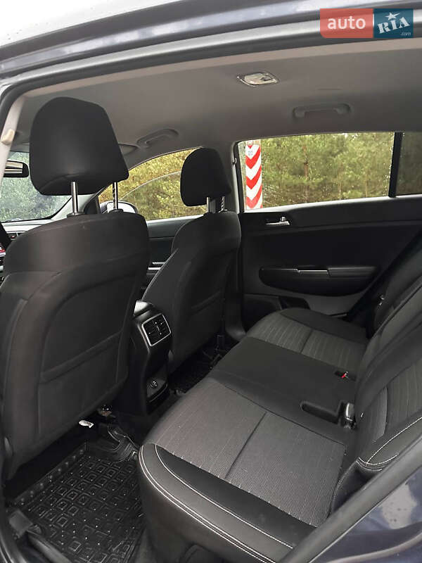 Внедорожник / Кроссовер Kia Sportage 2017 в Славуте фото 21 Внедорожник / Кроссовер Kia Sportage 2017 в Славуте