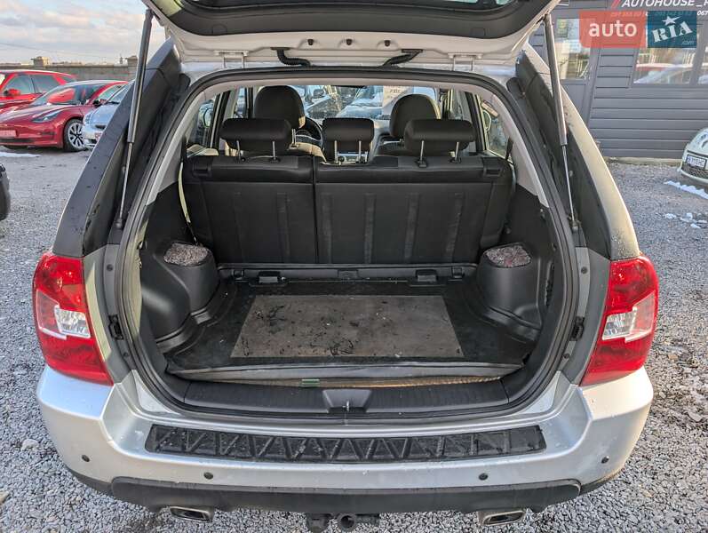 Внедорожник / Кроссовер Kia Sportage 2008 в Ровно