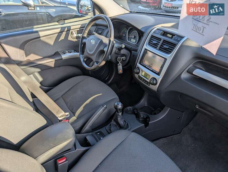 Внедорожник / Кроссовер Kia Sportage 2008 в Ровно