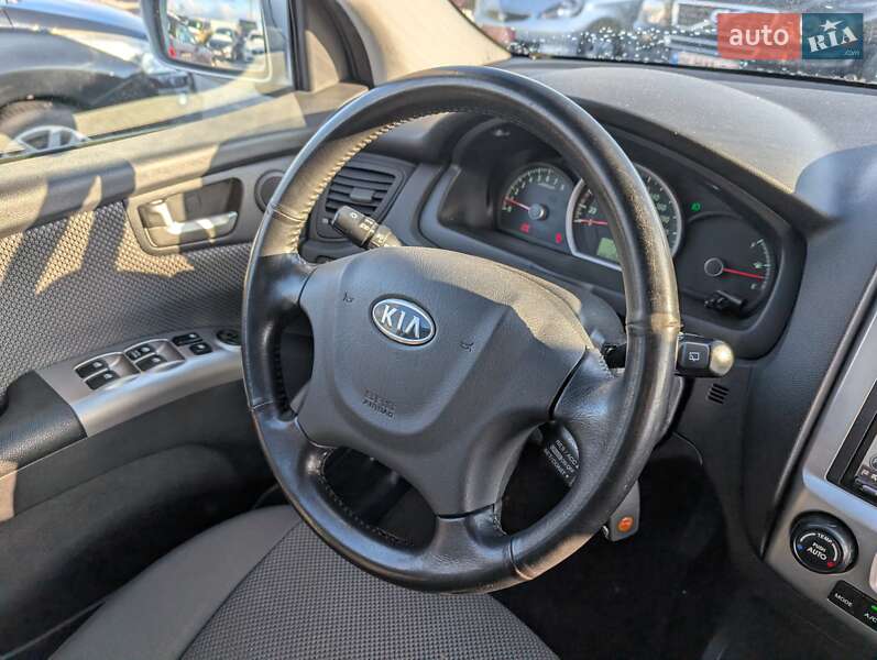 Внедорожник / Кроссовер Kia Sportage 2008 в Ровно