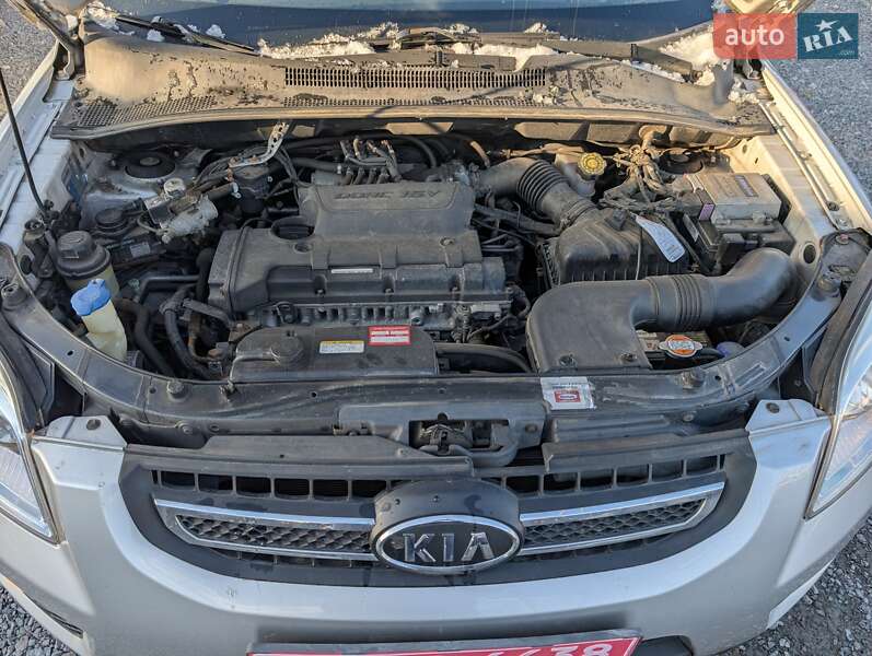 Внедорожник / Кроссовер Kia Sportage 2008 в Ровно