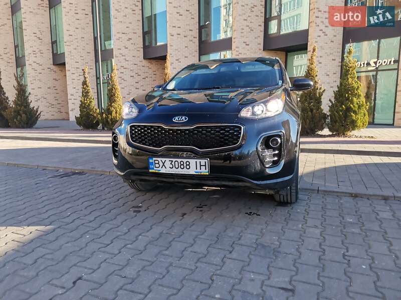 Позашляховик / Кросовер Kia Sportage 2017 в Хмельницькому