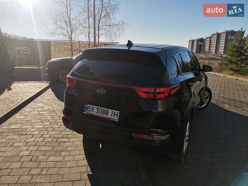 Позашляховик / Кросовер Kia Sportage 2017 в Хмельницькому
