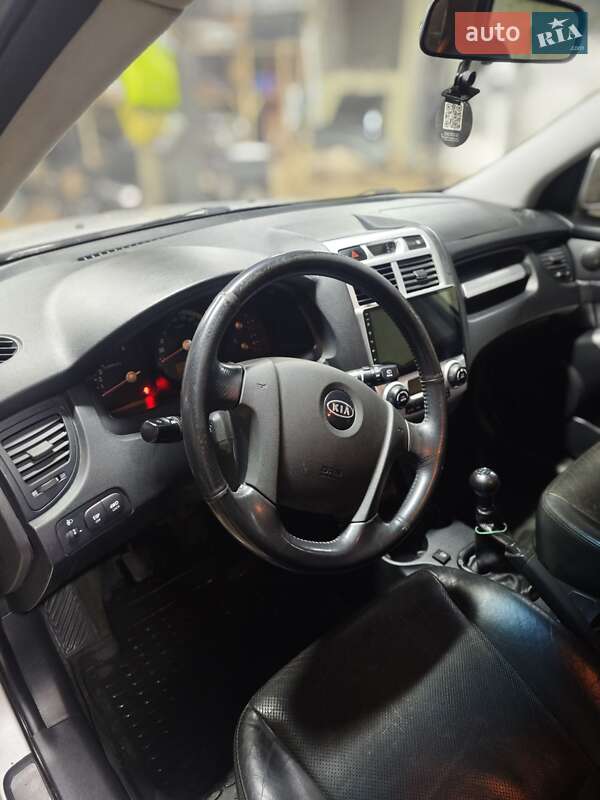 Внедорожник / Кроссовер Kia Sportage 2004 в Львове
