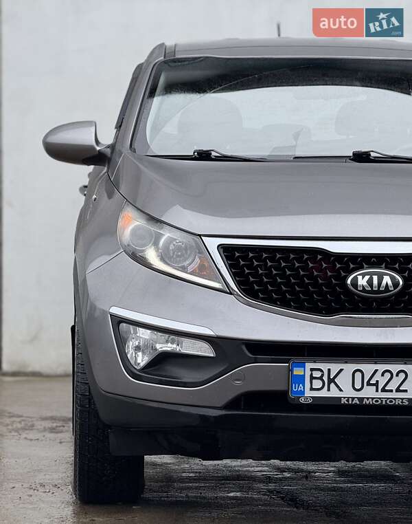 Внедорожник / Кроссовер Kia Sportage 2013 в Сарнах
