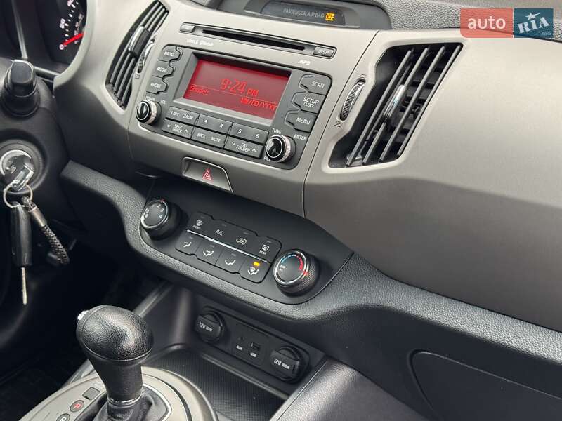 Внедорожник / Кроссовер Kia Sportage 2013 в Сарнах