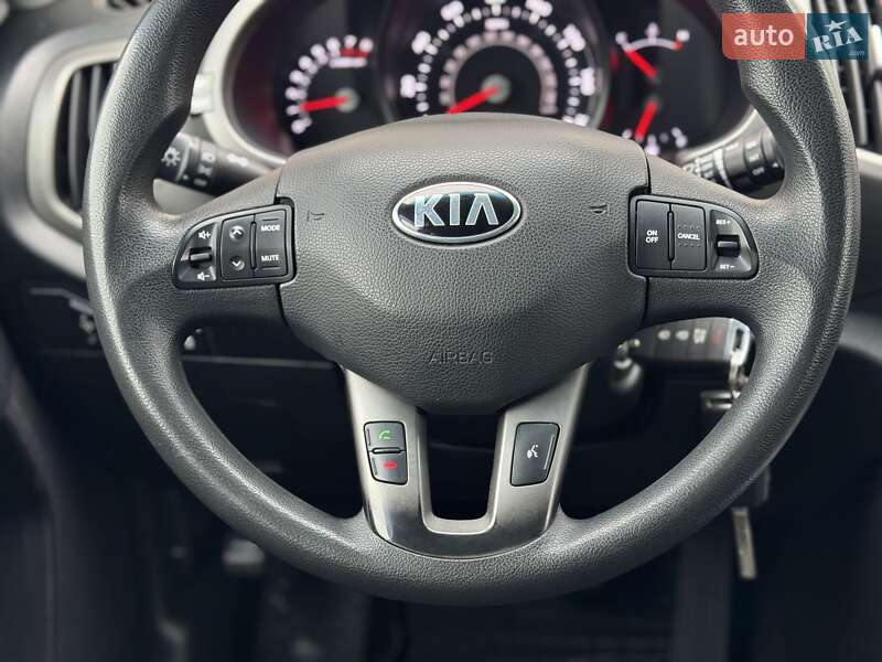 Внедорожник / Кроссовер Kia Sportage 2013 в Сарнах