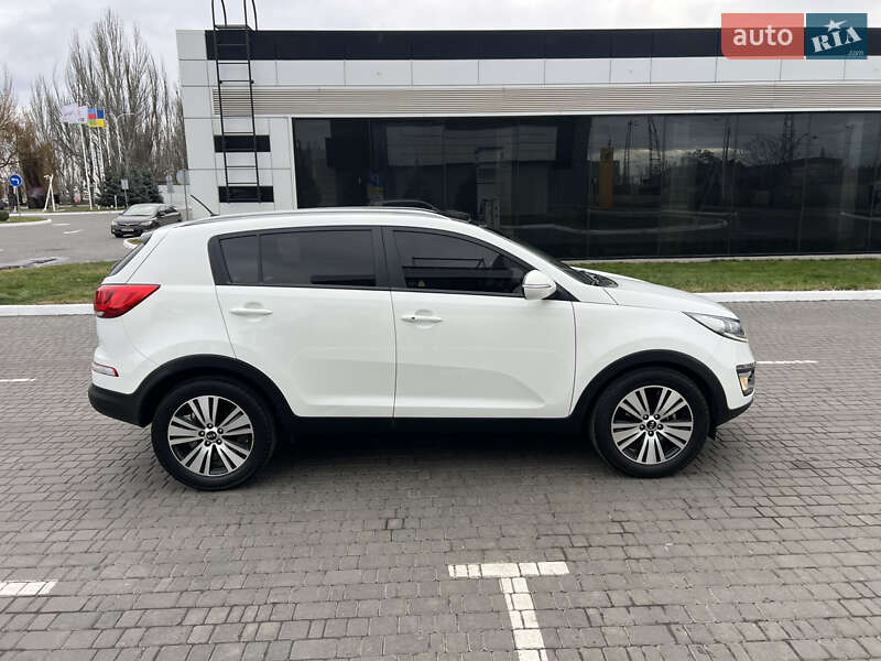 Позашляховик / Кросовер Kia Sportage 2013 в Одесі