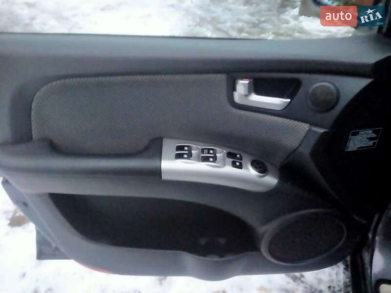 Позашляховик / Кросовер Kia Sportage 2009 в Костопілі