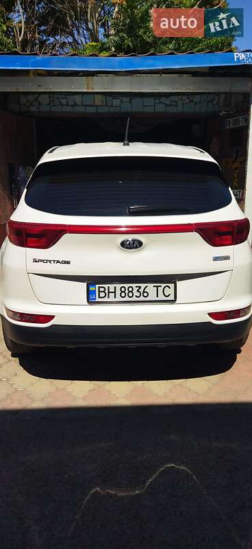 Внедорожник / Кроссовер Kia Sportage 2016 в Одессе