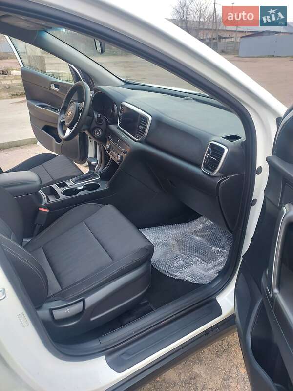 Внедорожник / Кроссовер Kia Sportage 2020 в Верхнеднепровске