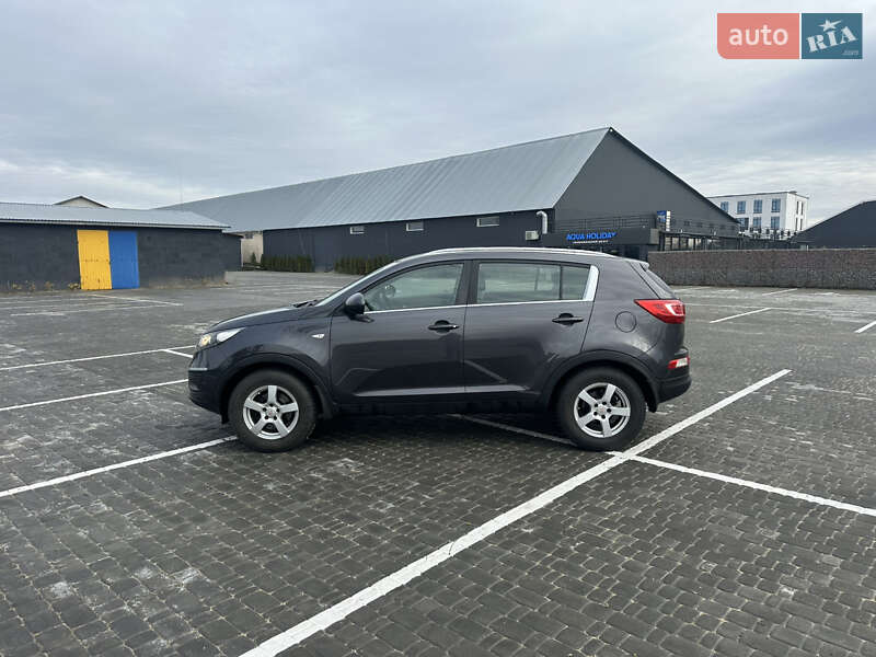 Позашляховик / Кросовер Kia Sportage 2010 в Житомирі