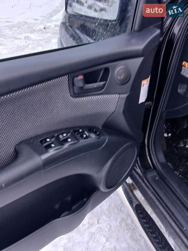 Позашляховик / Кросовер Kia Sportage 2006 в Чернігові