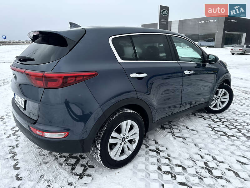 Внедорожник / Кроссовер Kia Sportage 2016 в Львове