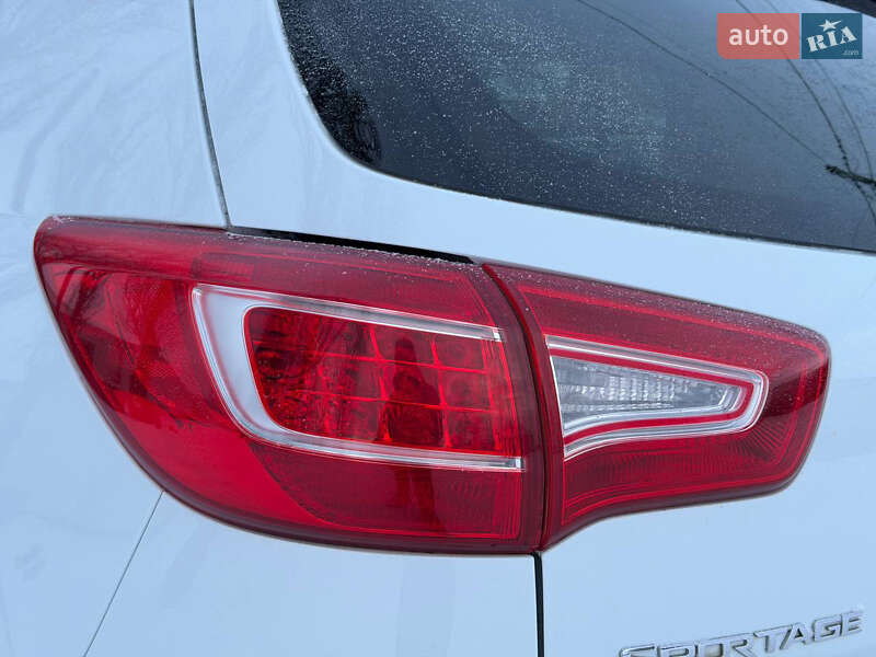 Внедорожник / Кроссовер Kia Sportage 2012 в Киеве