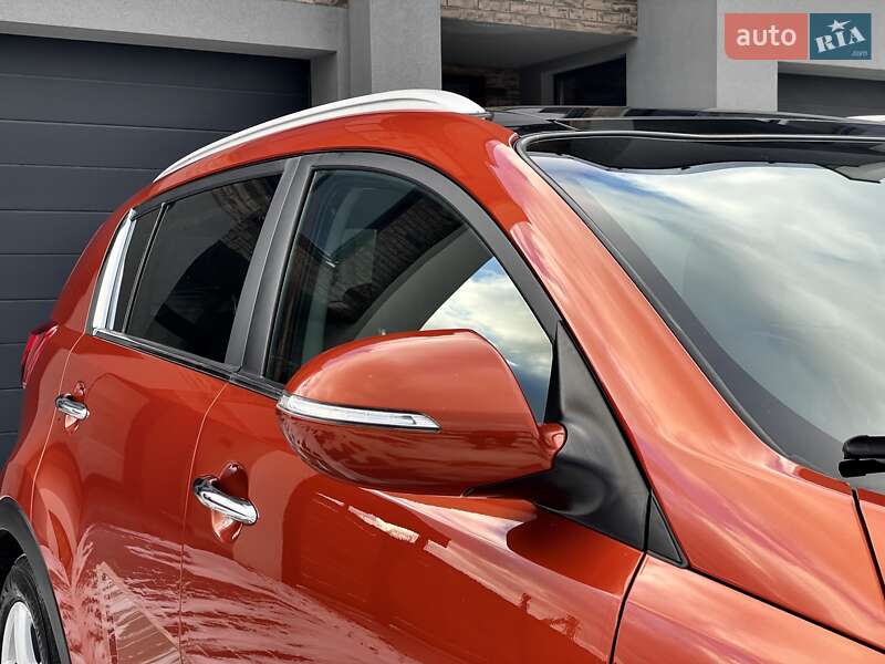 Позашляховик / Кросовер Kia Sportage 2013 в Ковелі