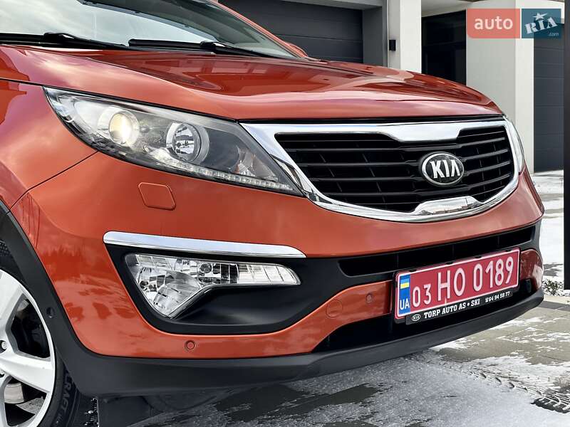 Позашляховик / Кросовер Kia Sportage 2013 в Ковелі