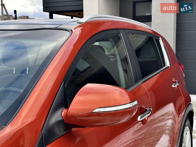 Позашляховик / Кросовер Kia Sportage 2013 в Ковелі