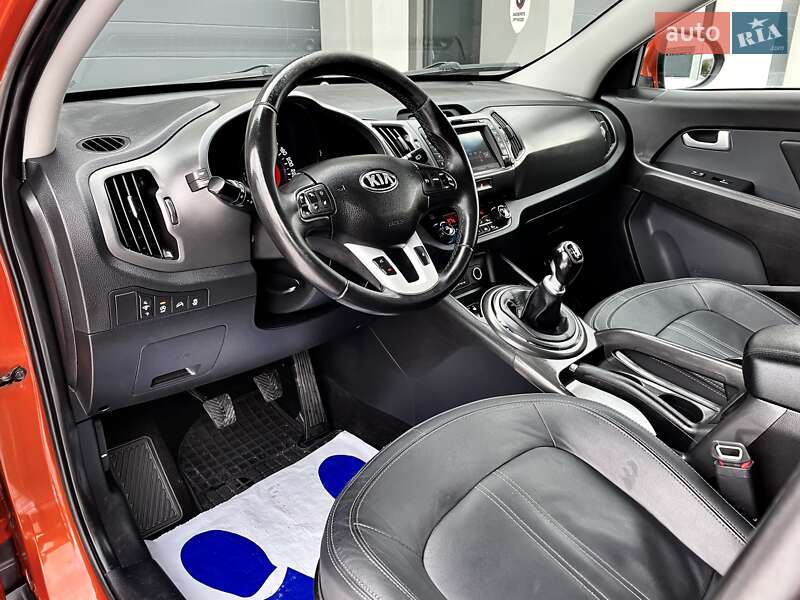 Позашляховик / Кросовер Kia Sportage 2013 в Ковелі