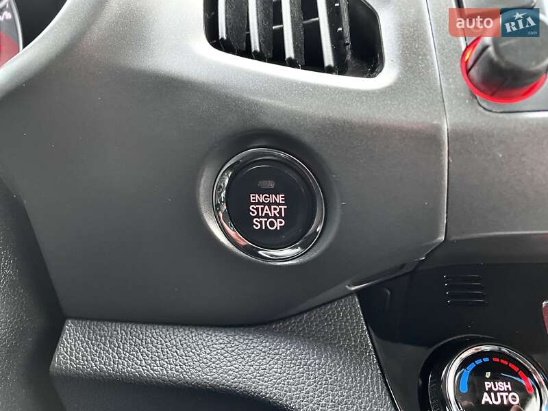 Позашляховик / Кросовер Kia Sportage 2013 в Ковелі