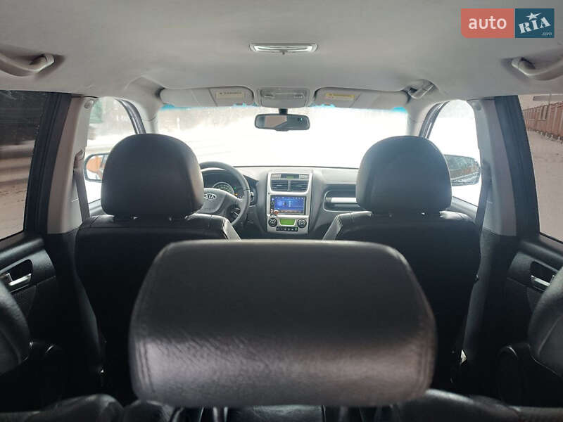 Позашляховик / Кросовер Kia Sportage 2009 в Красилові