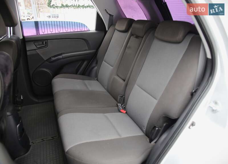 Внедорожник / Кроссовер Kia Sportage 2008 в Харькове