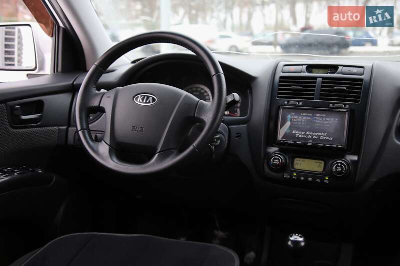 Внедорожник / Кроссовер Kia Sportage 2008 в Харькове
