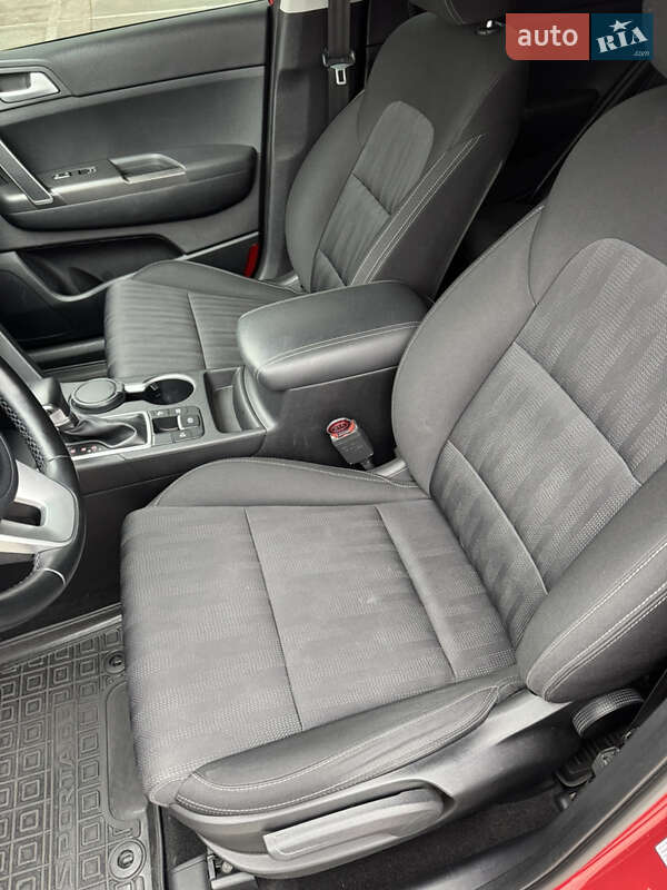 Внедорожник / Кроссовер Kia Sportage 2021 в Киеве