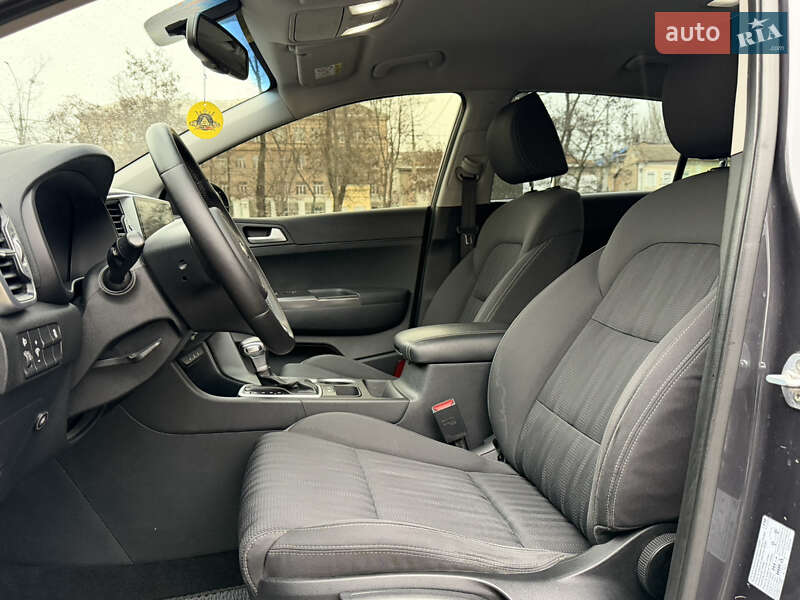 Позашляховик / Кросовер Kia Sportage 2017 в Миколаєві