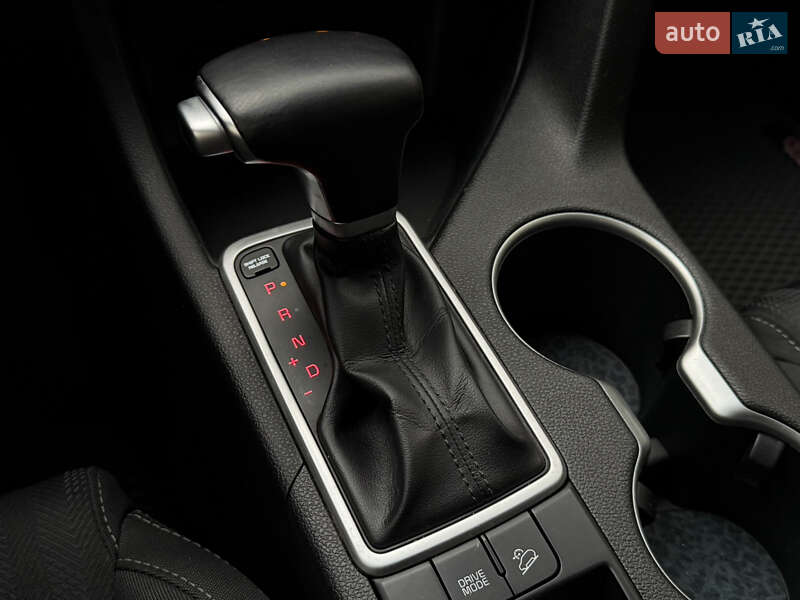 Позашляховик / Кросовер Kia Sportage 2017 в Миколаєві