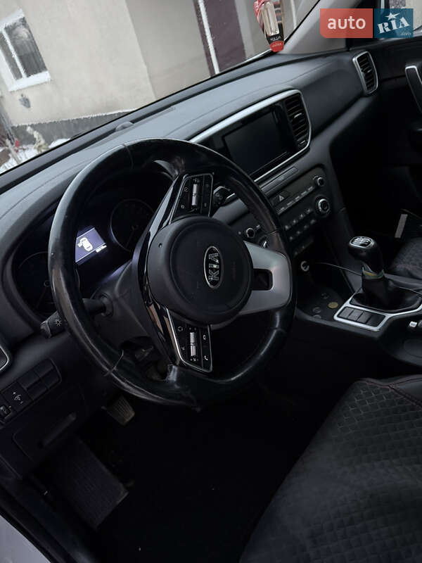 Внедорожник / Кроссовер Kia Sportage 2019 в Чемеровцах