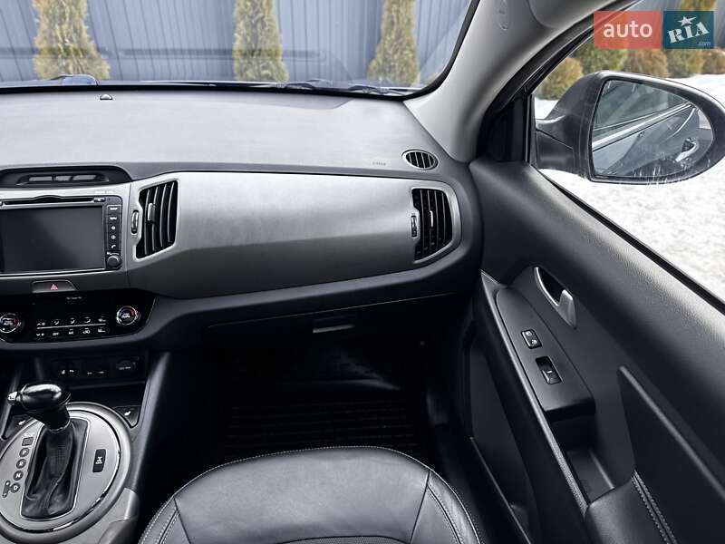 Позашляховик / Кросовер Kia Sportage 2014 в Вінниці
