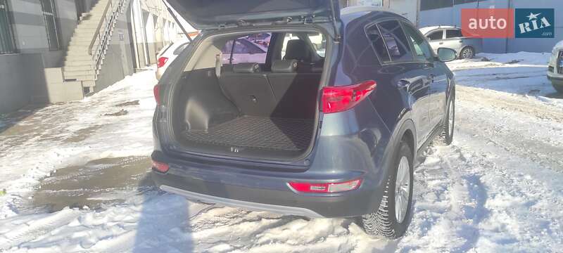 Внедорожник / Кроссовер Kia Sportage 2016 в Киеве фото 8 Внедорожник / Кроссовер Kia Sportage 2016 в Киеве