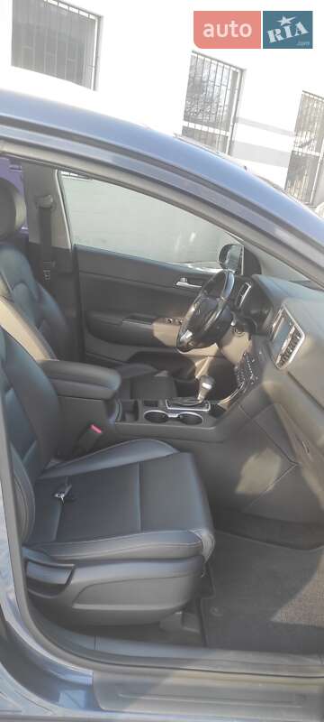 Внедорожник / Кроссовер Kia Sportage 2016 в Киеве фото 31 Внедорожник / Кроссовер Kia Sportage 2016 в Киеве