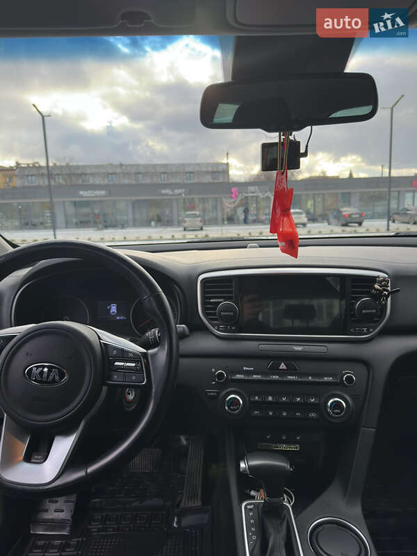 Внедорожник / Кроссовер Kia Sportage 2021 в Ужгороде