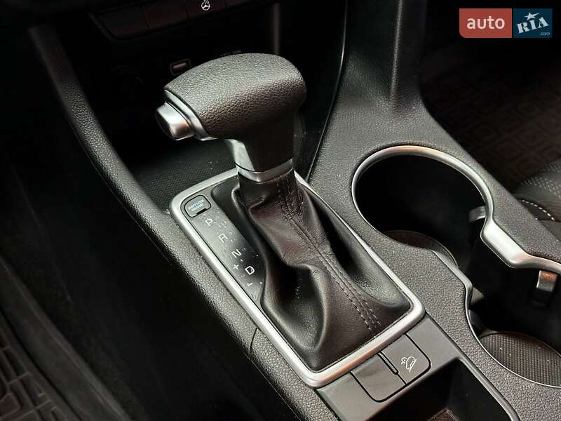 Внедорожник / Кроссовер Kia Sportage 2021 в Киеве