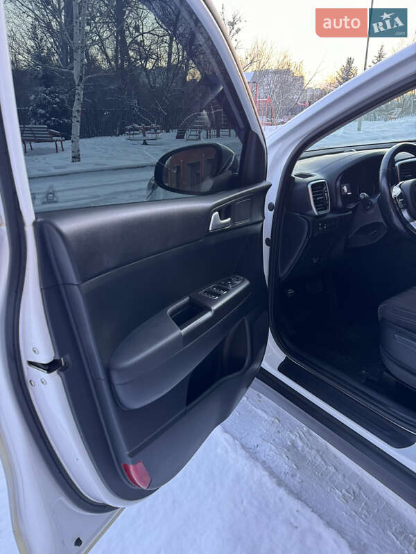 Позашляховик / Кросовер Kia Sportage 2021 в Харкові