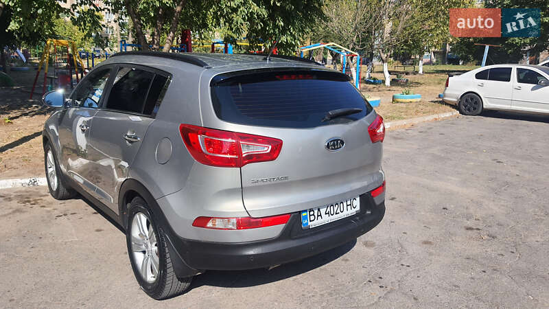Позашляховик / Кросовер Kia Sportage 2011 в Кривому Розі