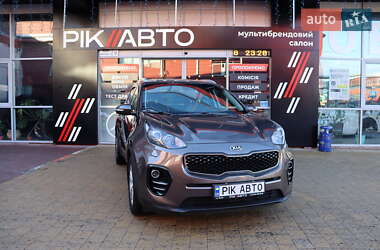 Внедорожник / Кроссовер Kia Sportage 2017 в Львове