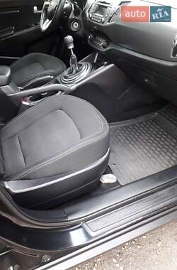 Внедорожник / Кроссовер Kia Sportage 2013 в Запорожье