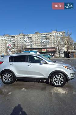 Внедорожник / Кроссовер Kia Sportage 2013 в Днепре