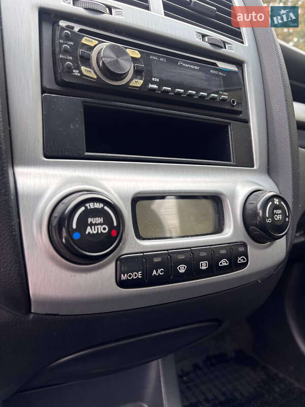 Внедорожник / Кроссовер Kia Sportage 2008 в Ивано-Франковске