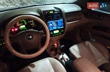 Позашляховик / Кросовер Kia Sportage 2007 в Краматорську